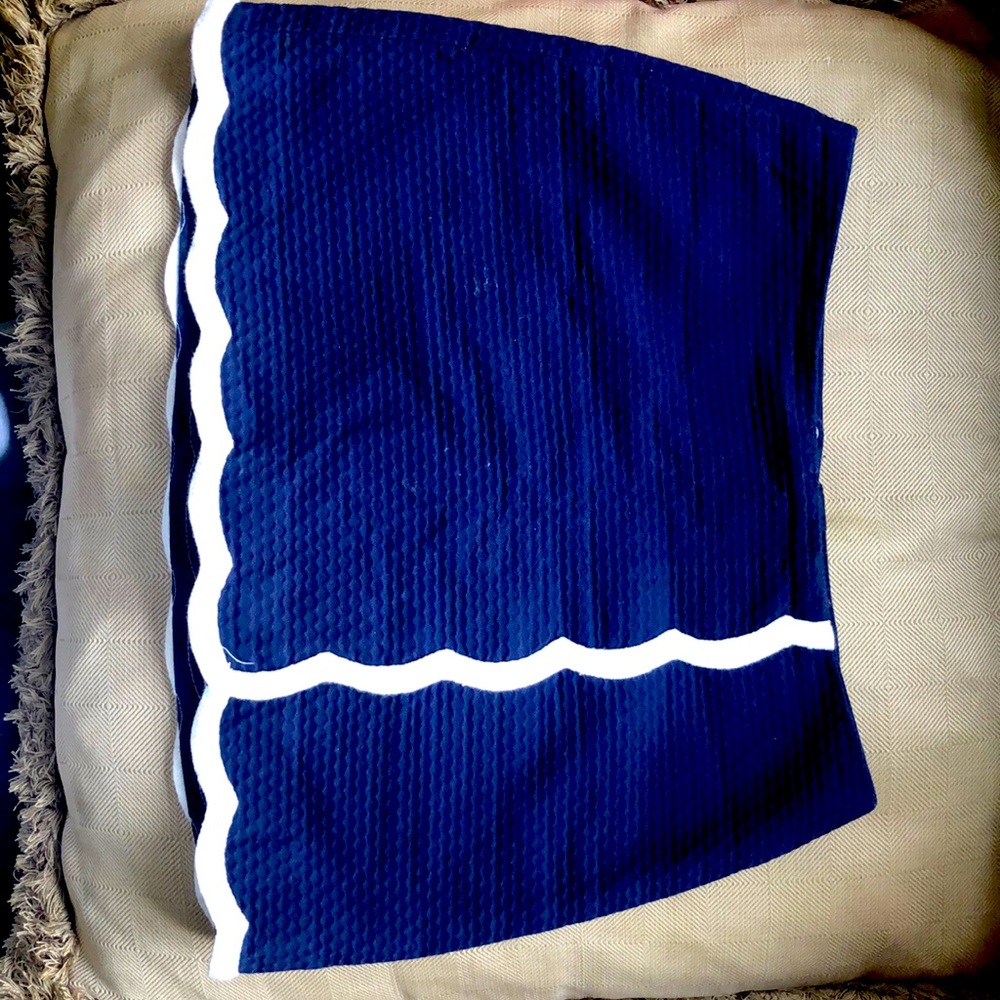 Used Lilly Pulitzer Navy Skirt with White Pipping